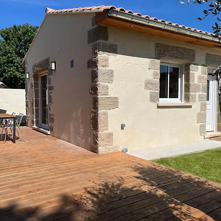 Nyaraló Petite Maison Individuelle Proche *